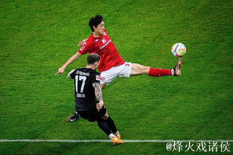 李在城33岁德甲赛场头球破门，7年斩获26球19助攻